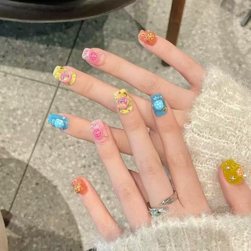 Nail Art - 100 Mini Colorful Turtle Resin Charms